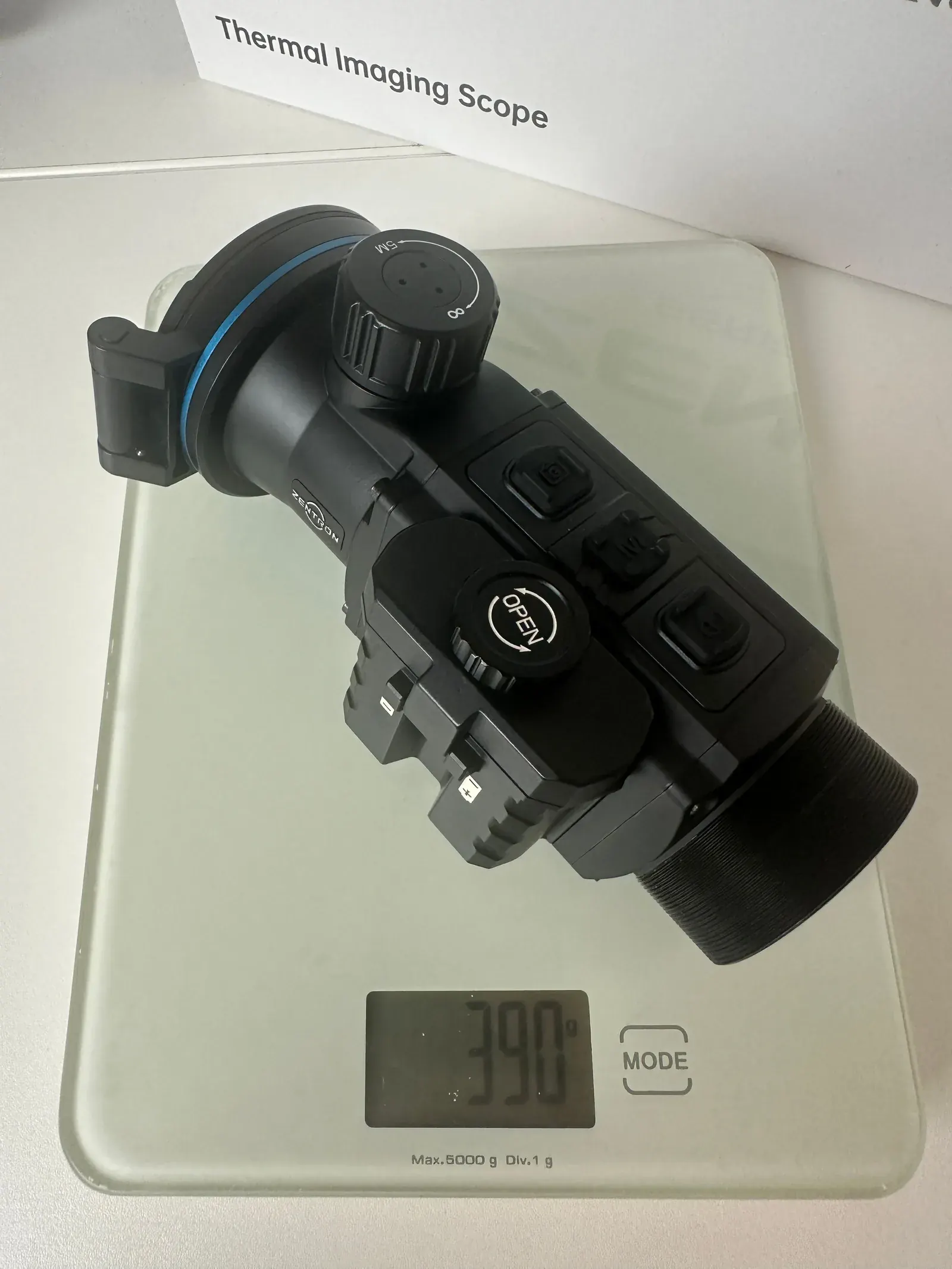 Gewicht des C50 ohne Adapter