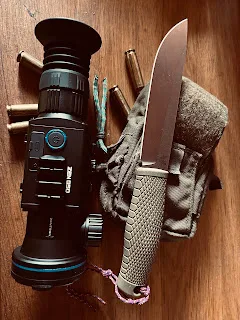 Hardcore Knives and tools for Wilderness Camping